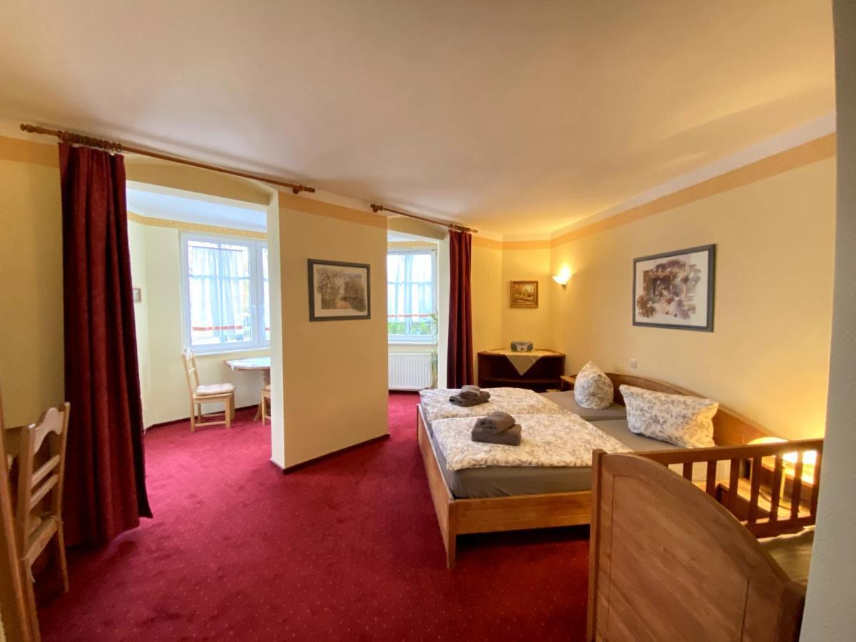 Haus Belger Hotel Grossziethen Ngoại thất bức ảnh